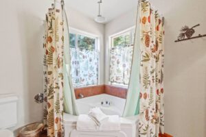 spa tub