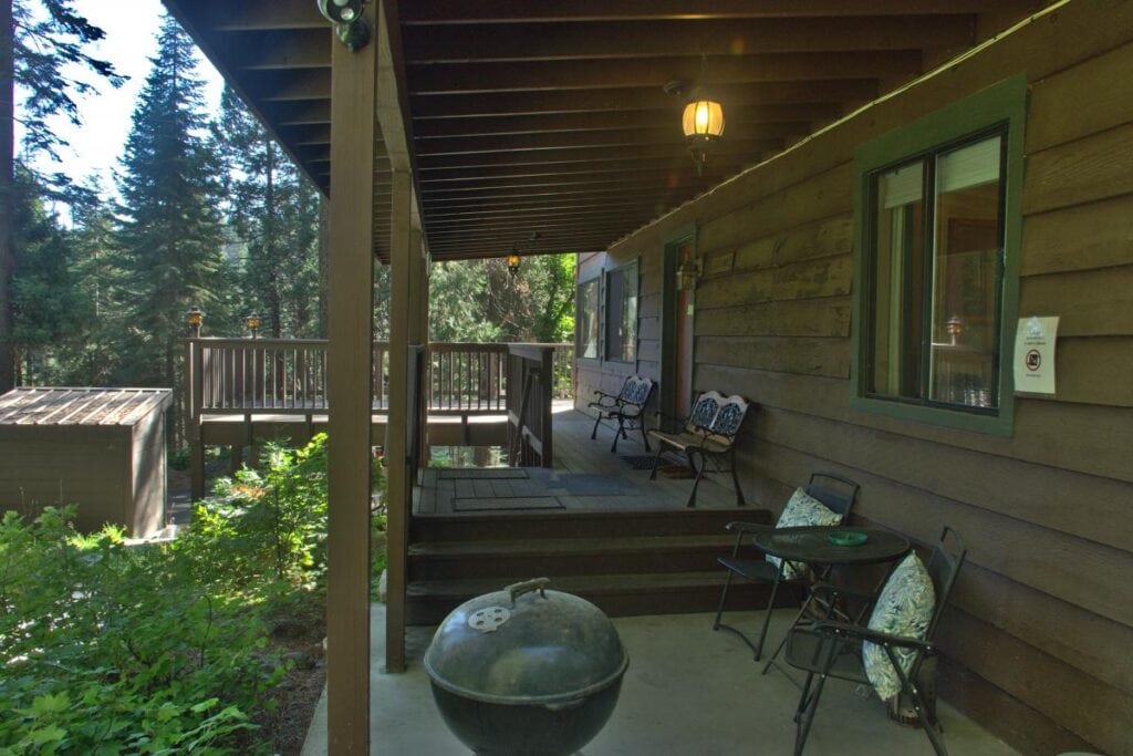 outdoor patio with grill