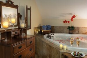 spa tub in honeymoon suite