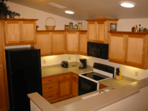 fully equipped kitchen