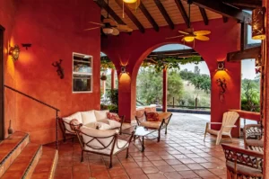 courtyard seating