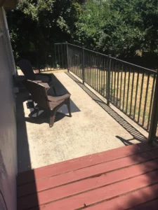 balcony with outdoor seating