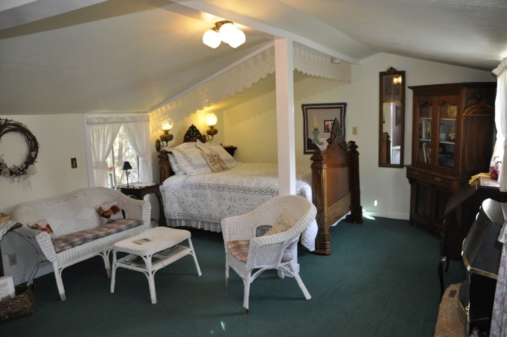 country cottage room, bedroom and seating area