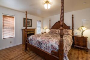 queen bed