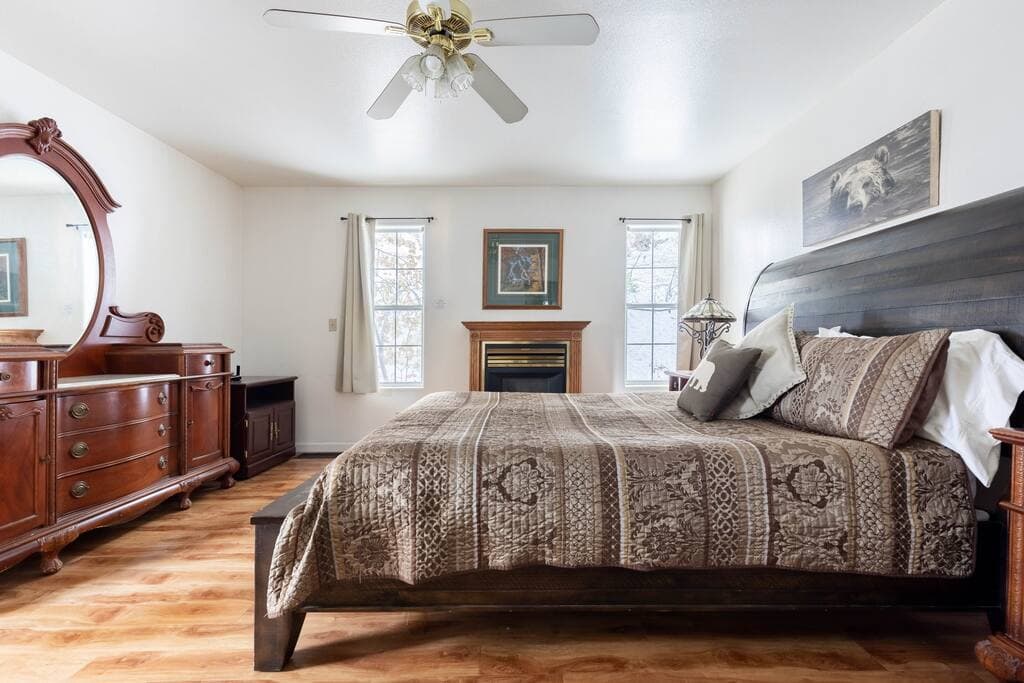 queen bed