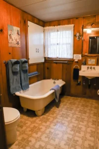 bathroom with clawfoot tub