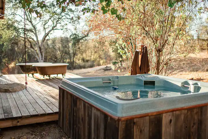 hot tub