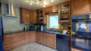 wood kitchen cabinets