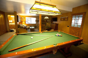 game room with pool table