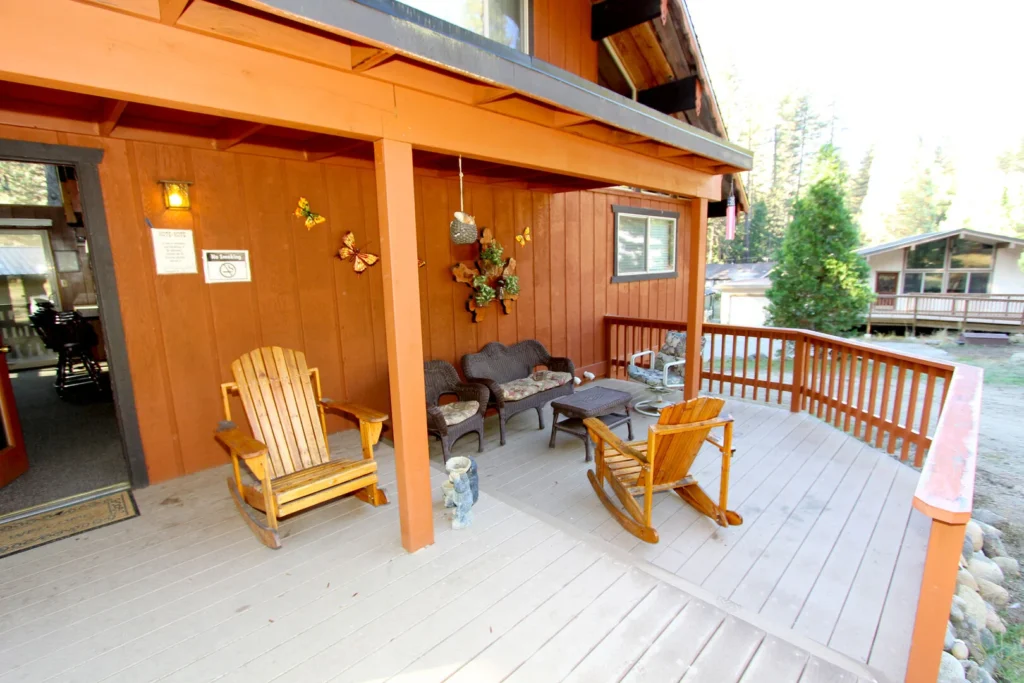 deck with seating