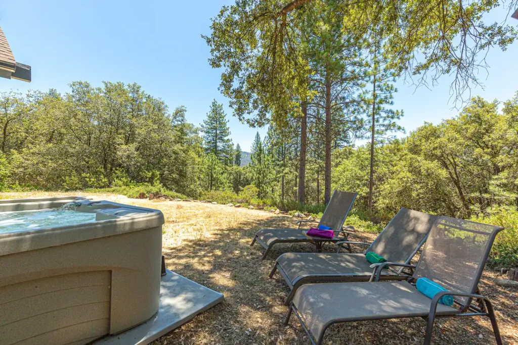 hot tub with seating