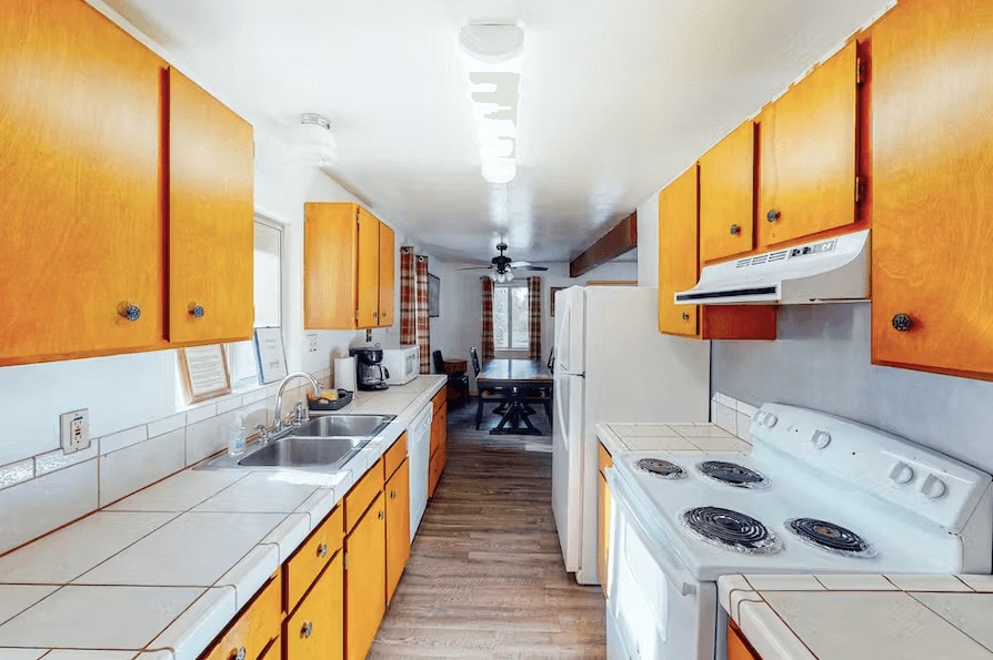 galley kitchen