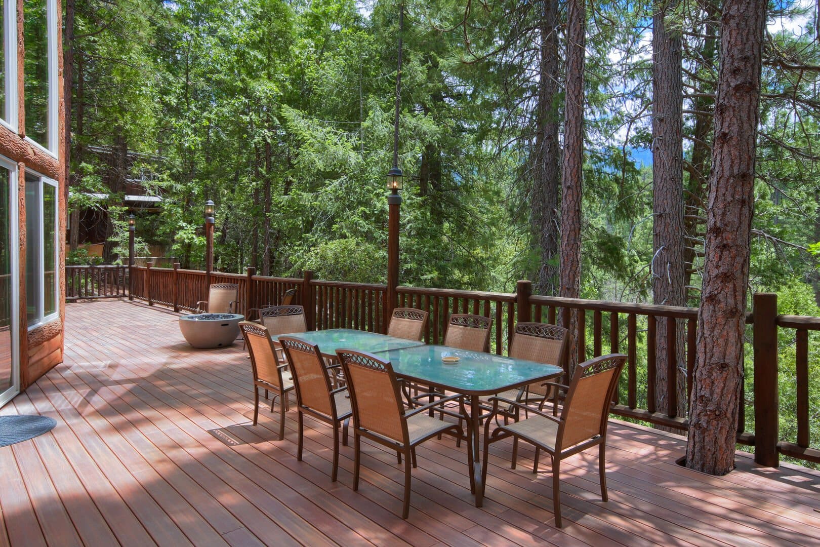 Yosemite's Rivercrest Lodge | Discover Yosemite National Park