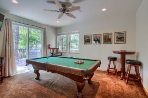 game room with pool table