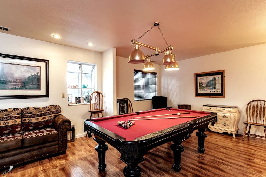 pool table