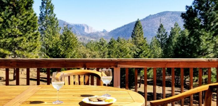 yosemite valley view cabin