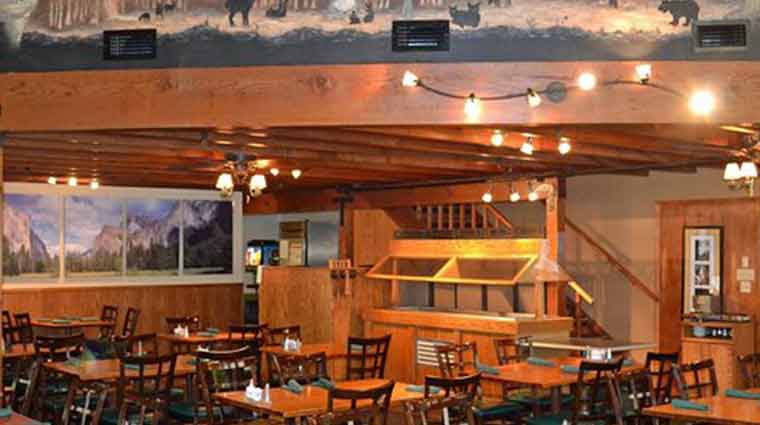Cedar House Restaurant Yosemite Mariposa Dining