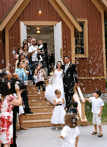 Wedding at the Yosemite Valley Chapel