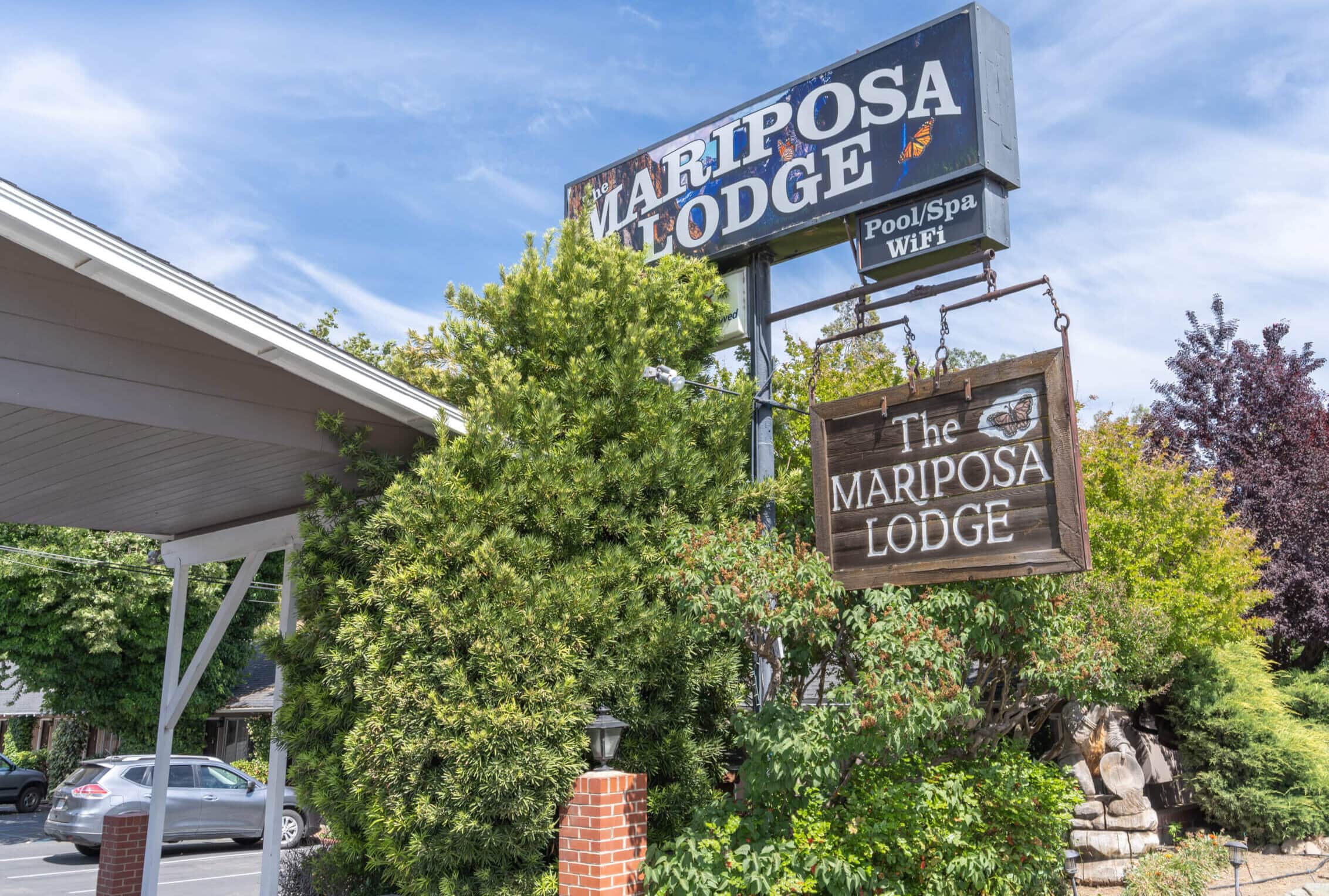 The Mariposa Lodge