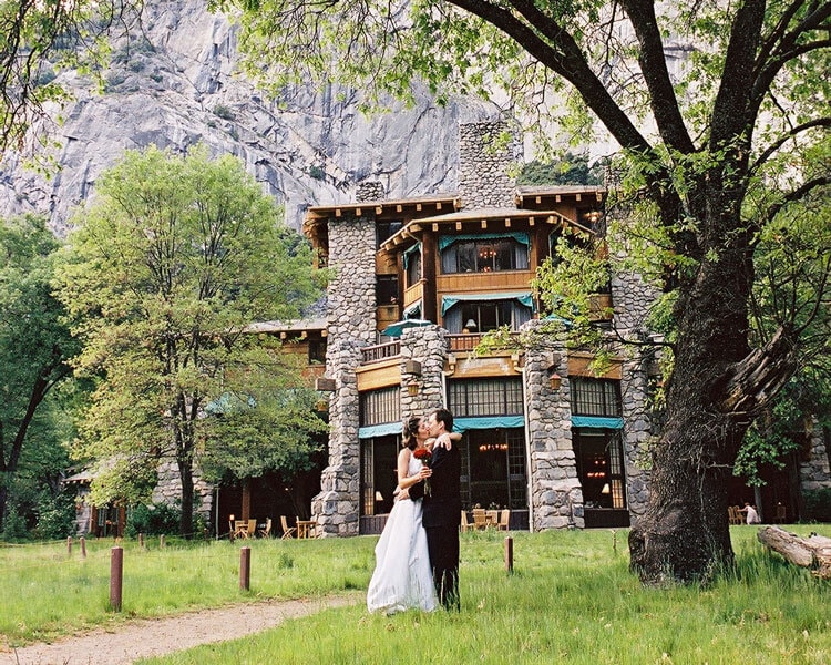 Wedding couple at The Ahwahnee in Yosemite Valley