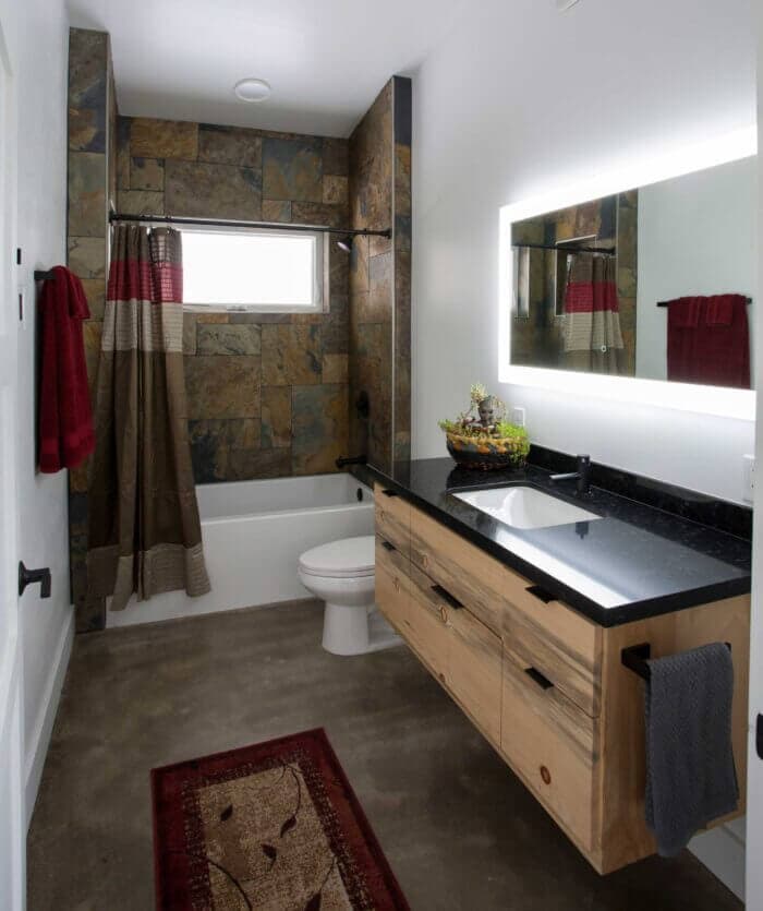 bathroom with bathtub