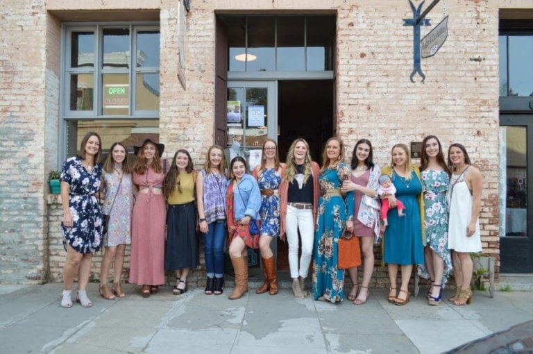 Brick Wall Boutique Downtown Mariposa Boutique Shopping