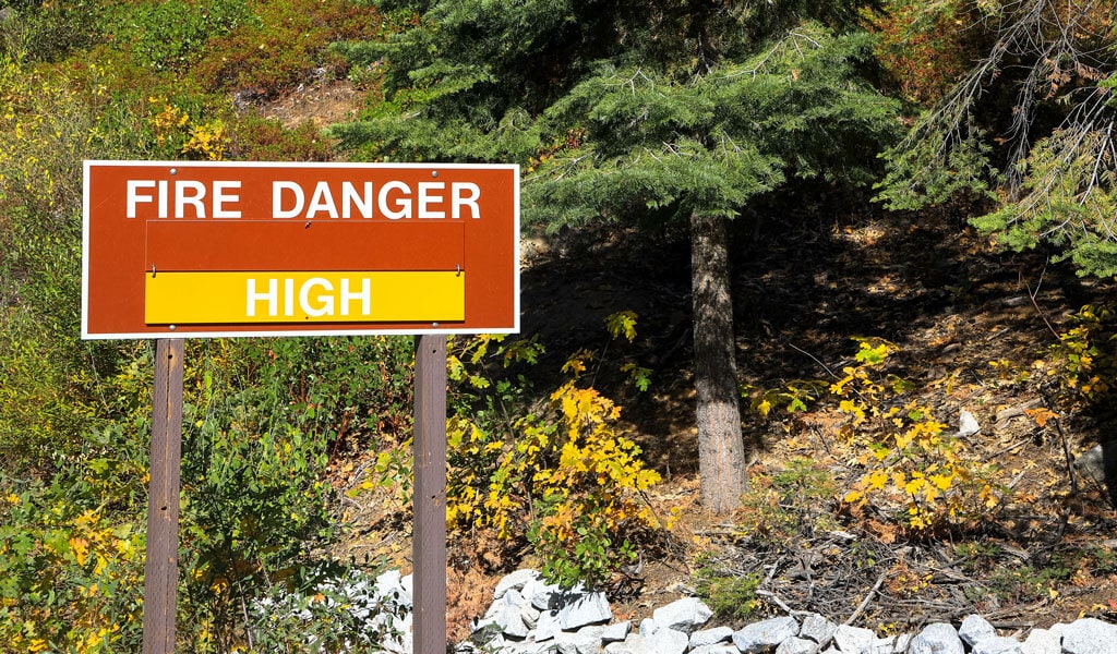 Fire danger high sign