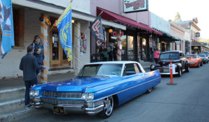 Cars at the Mariposa Hot Rod and Custom Car Show