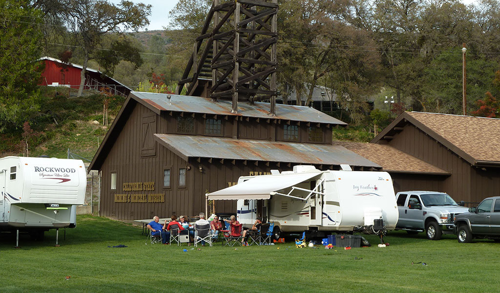 RV camping at the Mariposa County Fairgrounds & CA Mining & Mineral Museum