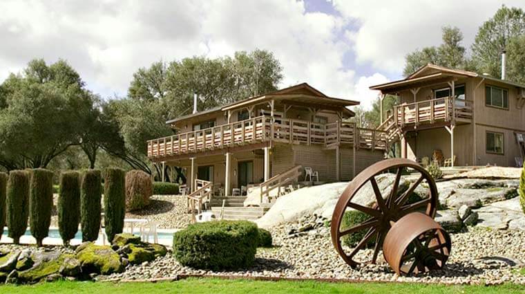 Restful Nest Yosemite Mariposa Lodging