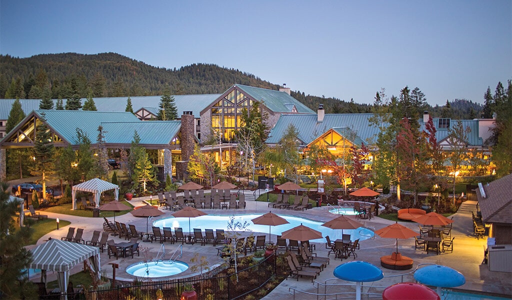 Tenaya Lodge at Yosemite exterior