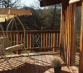 The Tree House at Wild Oak Farm