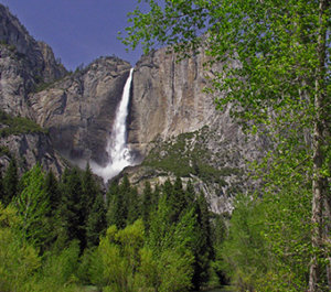 Yosemite-Falls