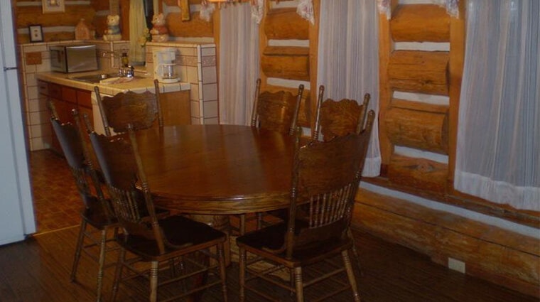 Yosemite Log Home Lodging