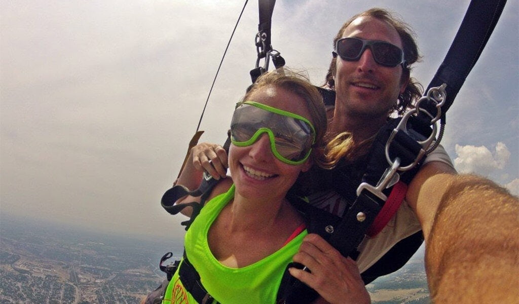 Tandem skydiving with Yosemite Skydive