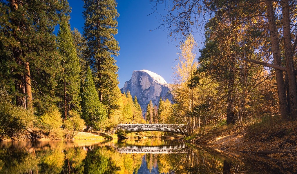 Autumn color and Half Dome in Yosemite Valley