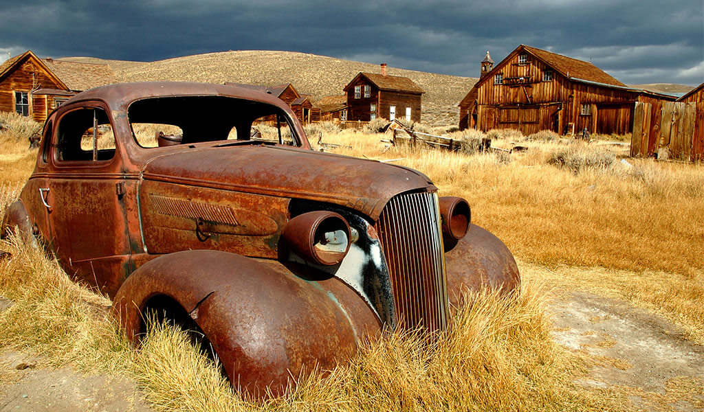 truck and ghost town at bodie historic state park