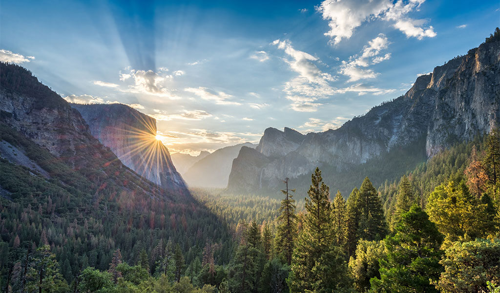 Tunnel View in Yosemite Valley