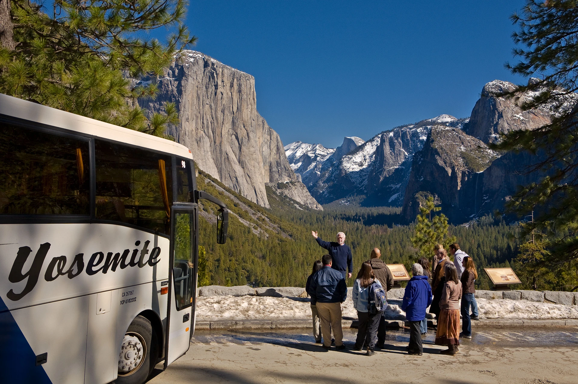 Yosemite Guided Bus Tour