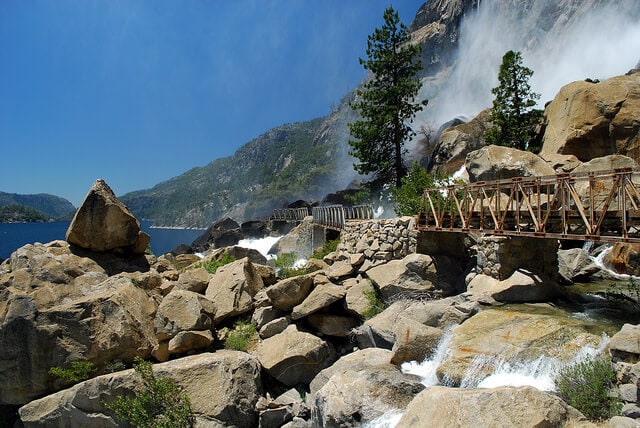 Yosemite winter hike in Wapama Falls