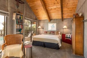 primary bedroom with king bed