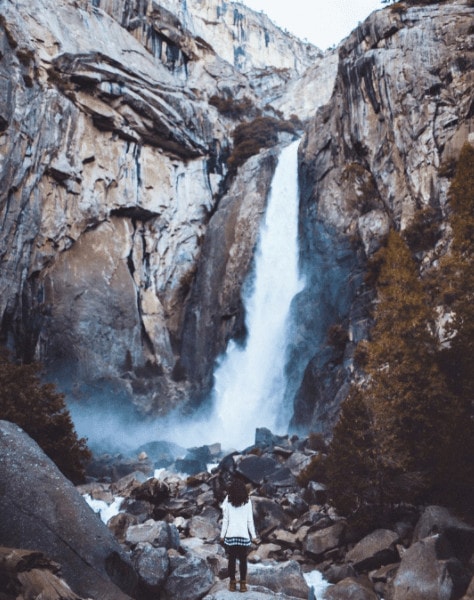 Lower Yosemite Falls Hike Photo by @JuliaTrotti