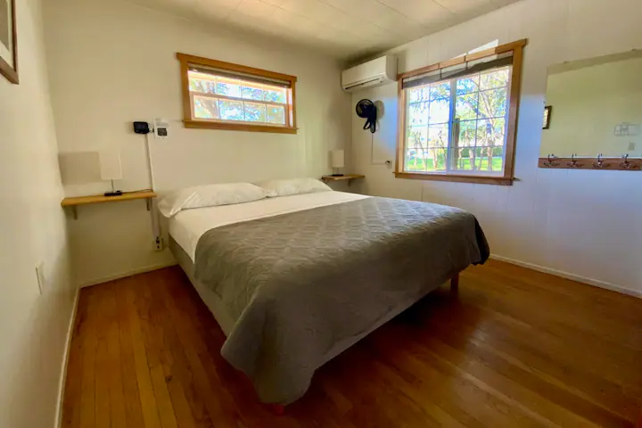 bedroom with king size bed
