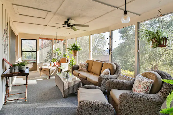 sunroom with seating