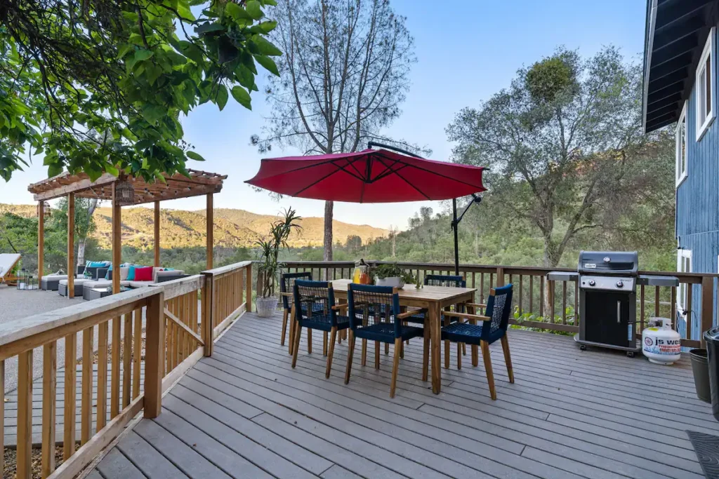 deck with outdoor seating