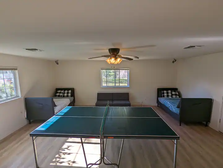 game room with two twin beds