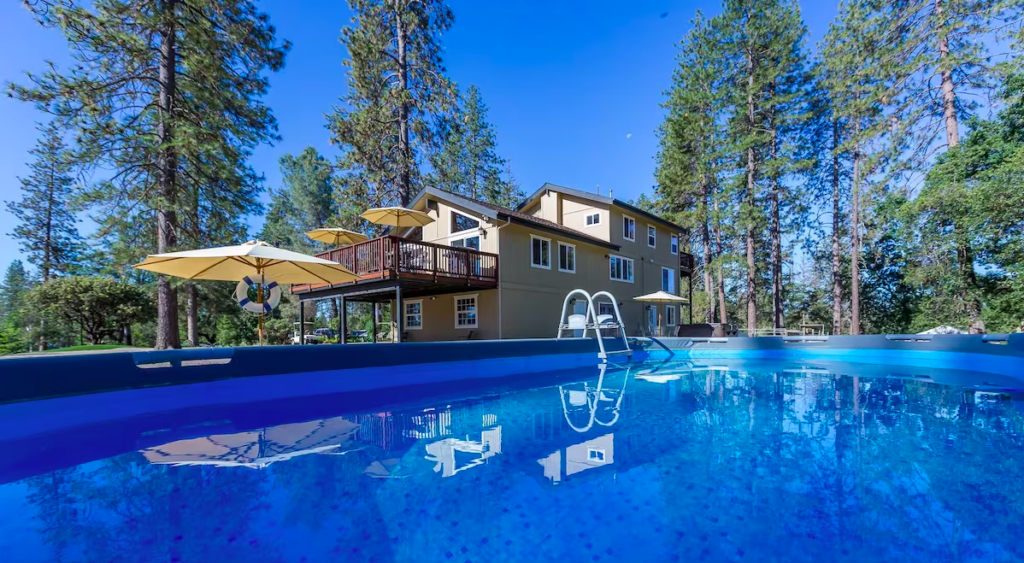 above ground pool