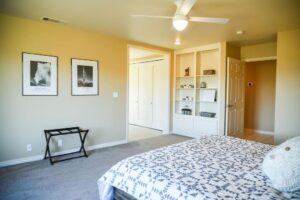 bedroom with large bed