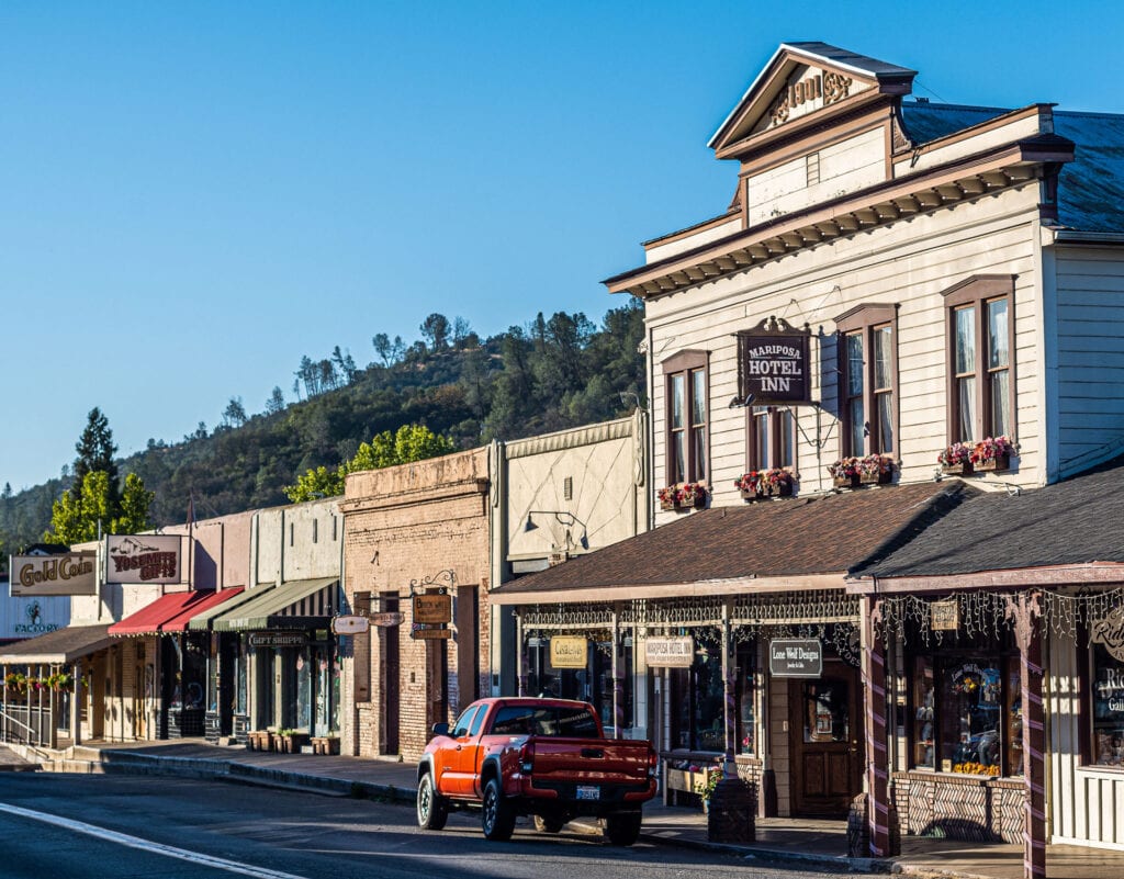 Mariposa Hotel Inn in downtown Mariposa