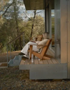 porch with seating